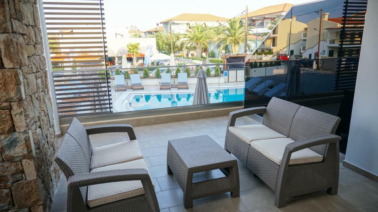 Agnes Deluxe Hotel Pefkochori Bagian luar foto