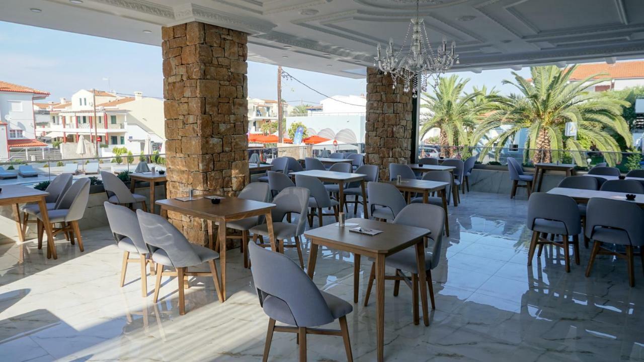 Agnes Deluxe Hotel Pefkochori Bagian luar foto