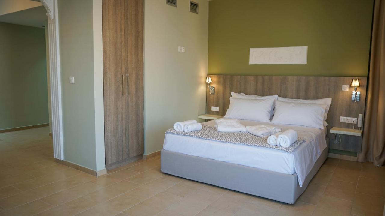 Agnes Deluxe Hotel Pefkochori Bagian luar foto