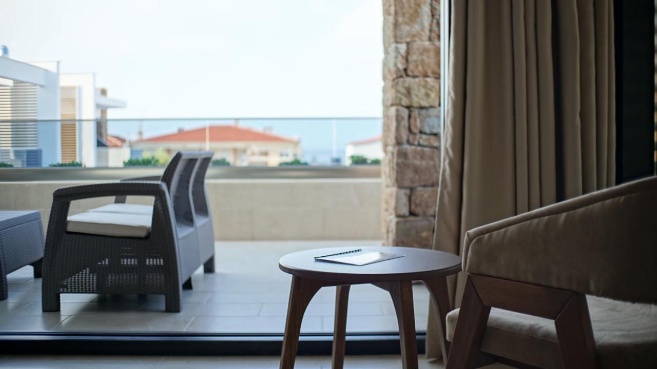 Agnes Deluxe Hotel Pefkochori Bagian luar foto
