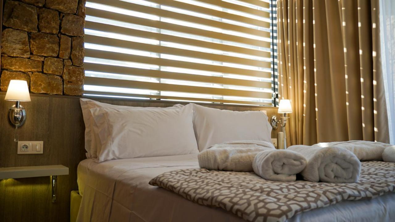 Agnes Deluxe Hotel Pefkochori Bagian luar foto